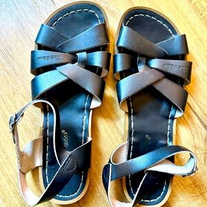 Salt Water Sandals in Black Size 10